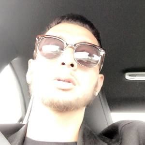 Meet your Posher, Christopher